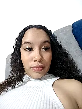 MarieLeon online show from 03/16/25, 10:09