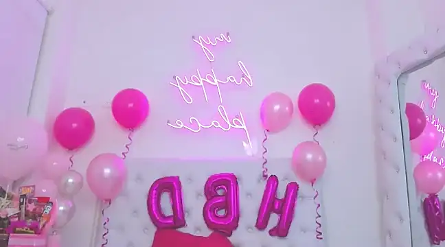 Snapshot of silvana__miller chatting on 01/22/25, 01:20 silvana miller online show from 01/22/25, 01:20