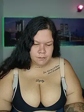 Snapshot of Goddexxxvane chatting on 06/11/26, 01:09 Goddexxxvane online show from 06/11/26, 01:09