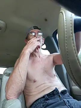 coolbrease10 online show from 09/17/25, 11:39