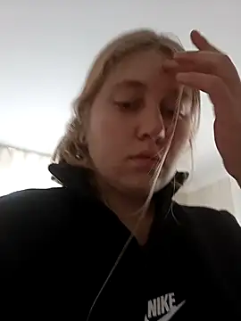 AnastasiaSky19 online show from 10/28/25, 08:51