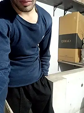 White devil02 online show from 12/17/24, 04:53