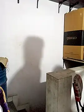 White devil02 online show from 02/15/25, 06:44