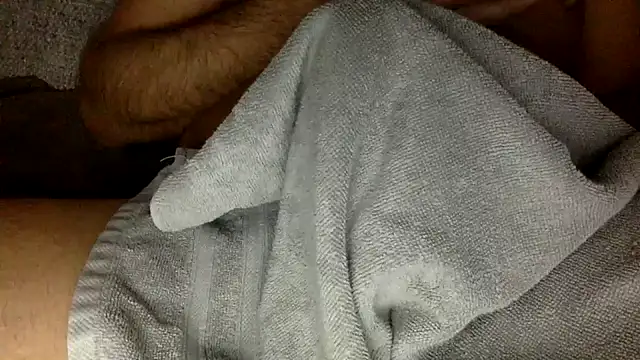 hungtom40 online show from 11/13/25, 04:55