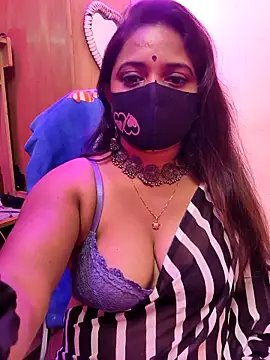 nisha baby2 online show from 12/18/25, 06:58