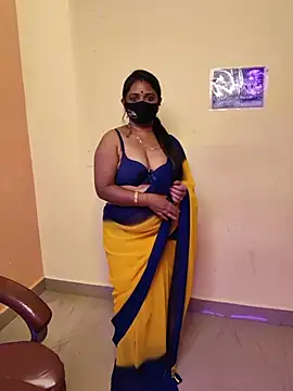 Snapshot of nisha_baby2 chatting on 05/22/26, 03:35 nisha baby2 online show from 05/22/26, 03:35