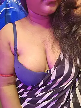 Snapshot of nisha_baby2 chatting on 07/19/26, 06:33 nisha baby2 online show from 07/19/26, 06:33