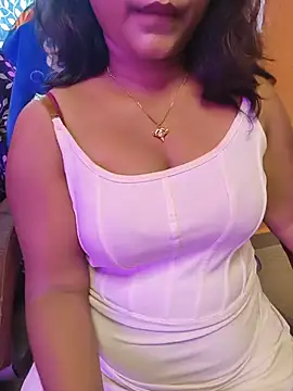 Snapshot of nisha_baby2 chatting on 07/25/26, 03:26 nisha baby2 online show from 07/25/26, 03:26