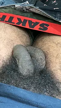 boy BeardGallery online show from 01/09/26, 07:55