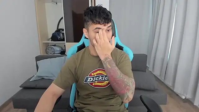 MatMalonne online show from 12/21/25, 07:26