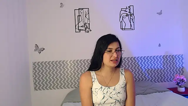 cloehonney online show from 09/08/25, 07:13