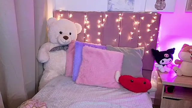 MiahJoness online show from 01/17/26, 04:50