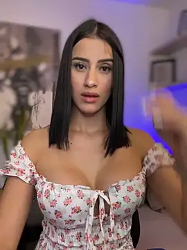 SarahhSmitth1 online show from 12/14/24, 10:28