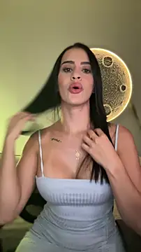 SarahhSmitth1 online show from 04/13/26, 11:10