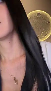 SarahhSmitth1 online show from 05/17/26, 09:22
