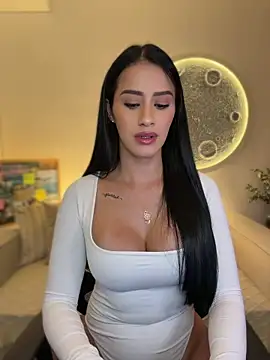 SarahhSmitth1 online show from 07/05/26, 12:39