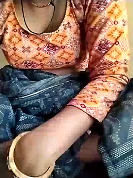 Snapshot of Cutkajal chatting on 03/02/25, 06:37 Cutkajal online show from 03/02/25, 06:37