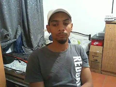 29YOURZ 28  online show from 09/25/25, 05:11