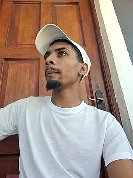 29YOURZ 28  online show from 11/13/25, 08:57