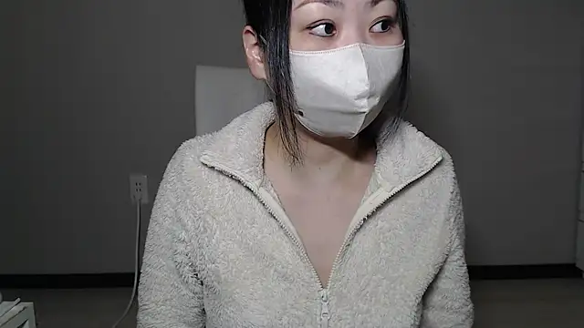 Hika-Channel online show from 01/01/25, 01:26