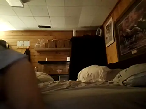 Snapshot of Ryan_and_Aurora chatting on 01/10/26, 12:56 Ryan and Aurora online show from 01/10/26, 12:56