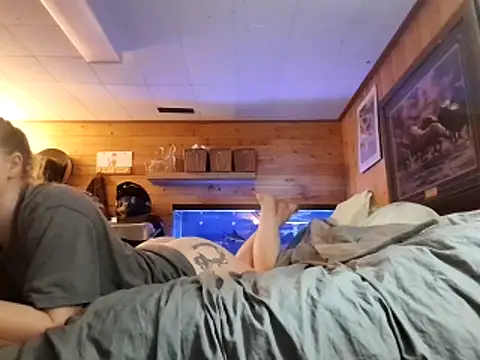 Snapshot of Ryan_and_Aurora chatting on 02/12/26, 11:33 Ryan and Aurora online show from 02/12/26, 11:33