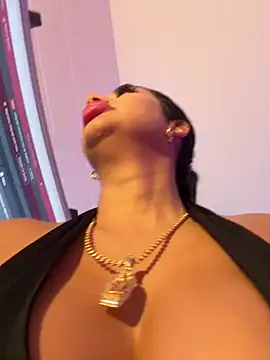 kiim taaylor online show from 03/14/25, 11:34