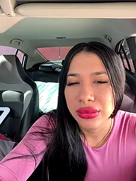 kiim taaylor online show from 09/25/25, 12:42