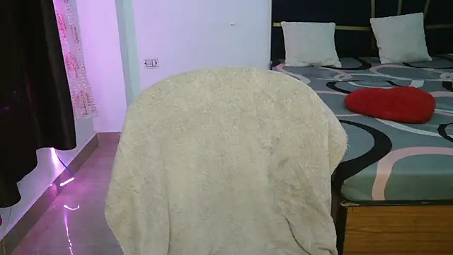 N-Natasha online show from 05/13/26, 07:00