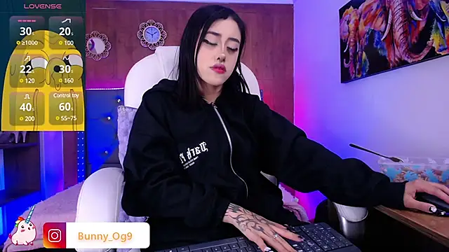 Bunny O online show from 02/16/25, 08:22