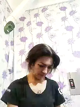 Snapshot of SweetLeila40 chatting on 02/26/25, 09:27 SweetLeila40 online show from 02/26/25, 09:27