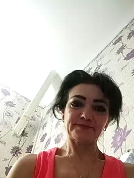 Snapshot of SweetLeila40 chatting on 03/01/25, 09:59 SweetLeila40 online show from 03/01/25, 09:59