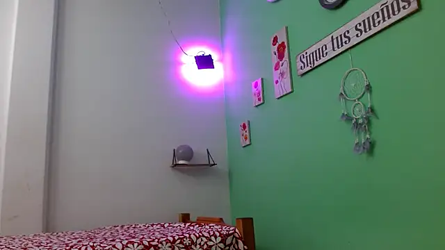 evaleribigtits18 online show from 05/28/26, 01:03