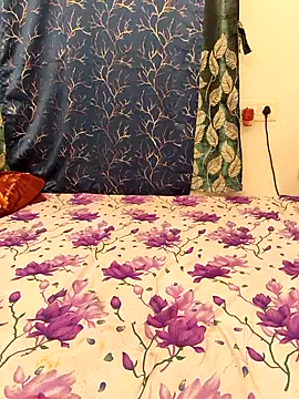 yhona darling online show from 12/05/25, 11:52