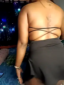 Hot Urvi online show from 11/10/25, 09:14