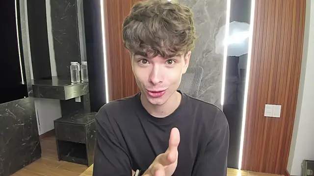 calvin love you online show from 03/30/26, 05:14