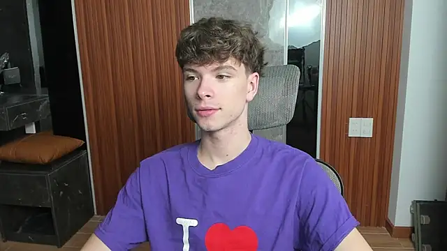 calvin love you online show from 04/08/26, 05:13