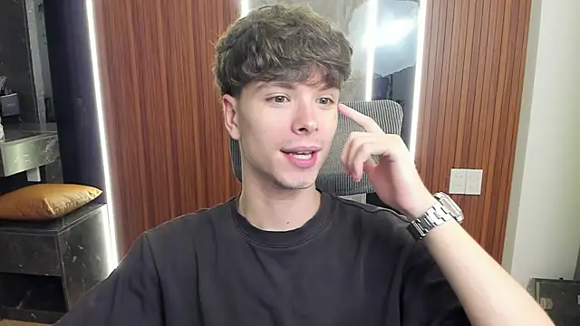 calvin love you online show from 04/11/26, 05:06