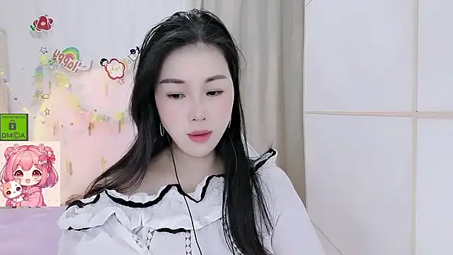 Snapshot of HK_angelchloe chatting on 07/18/26, 01:21 HK angelchloe online show from 07/18/26, 01:21