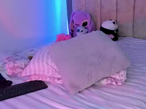 gatecharlotte  online show from 03/29/26, 07:19