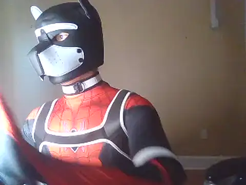 Snapshot of smdog1 chatting on 10/22/25, 12:49 smdog1 online show from 10/22/25, 12:49