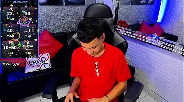 salvadorgomezx online show from 01/04/25, 03:50