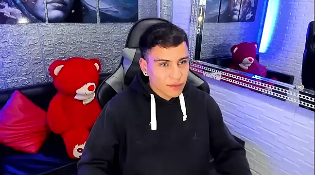 salvadorgomezx online show from 01/07/25, 10:30