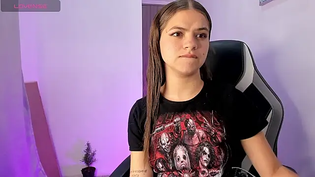 PaigeJayden online show from 10/28/25, 03:21