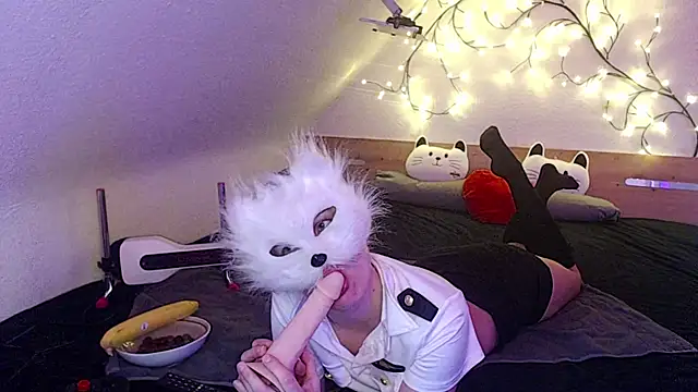 kleinelea123 online show from 03/08/25, 07:49