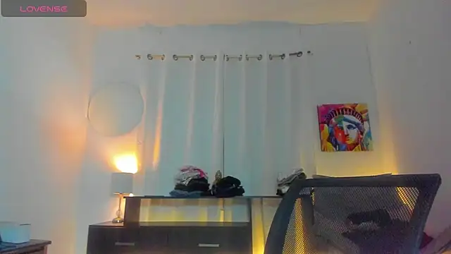 Sophie sweett19 online show from 05/10/26, 12:27