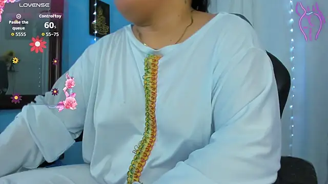 Snapshot of Falak-Yasin chatting on 05/05/26, 12:02 Falak-Yasin online show from 05/05/26, 12:02