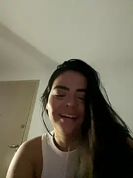 rebeccaareys online show from 12/05/24, 10:01