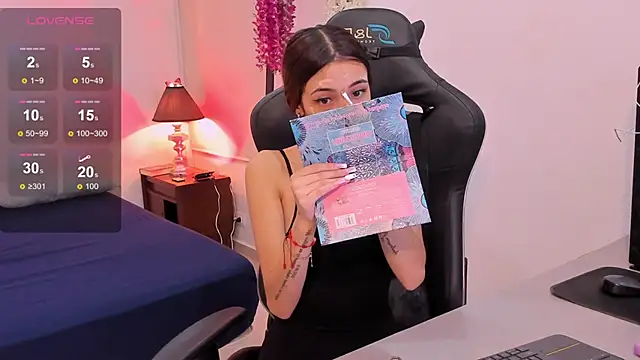 sofiarouge online show from 02/18/25, 08:03