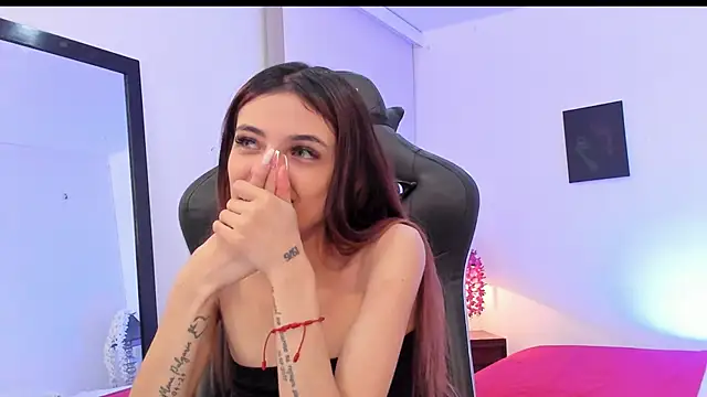 sofiarouge online show from 09/23/25, 08:12